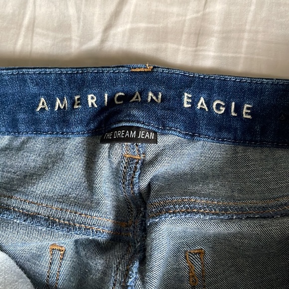 AE Curvy Dream Jeans - Picture 6 of 6